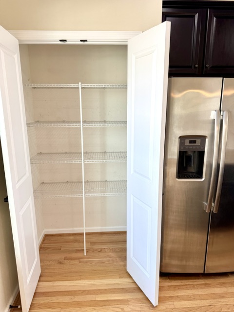 163 Moul Ave – Pantry