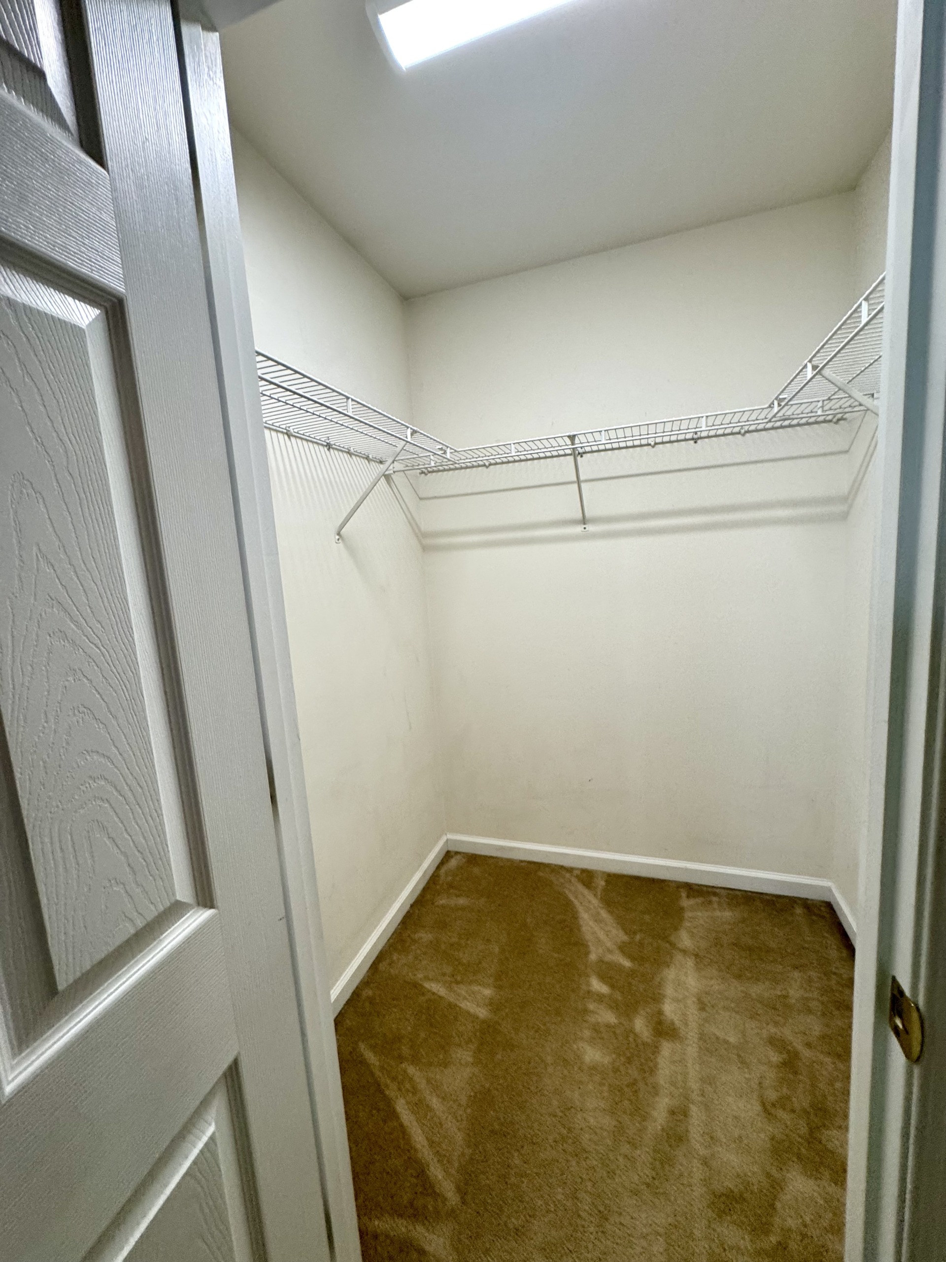 33 Sara Ln – Bed 1 Closet