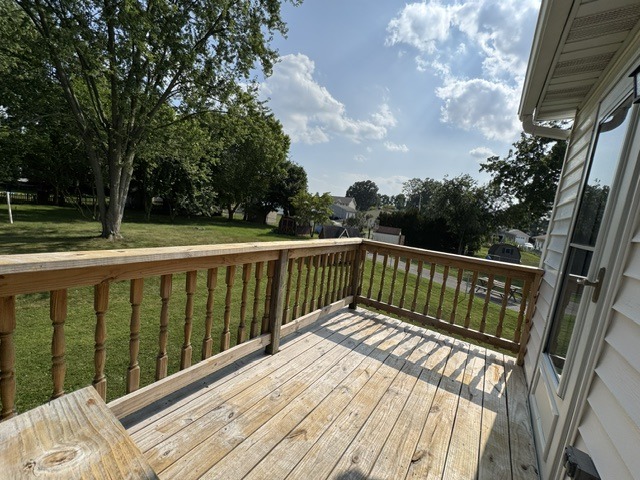 4 Lilac Ct – Deck
