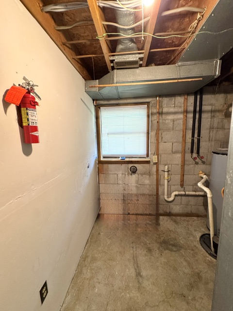 4 Lilac Ct – Washer Dryer H-Up